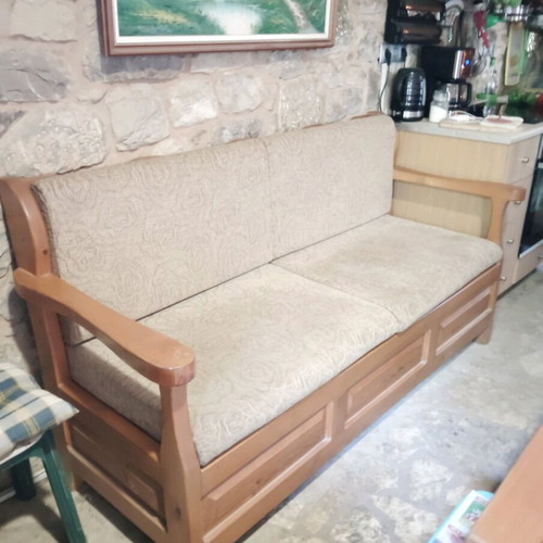 Vintage sofa like new with two storage compartments