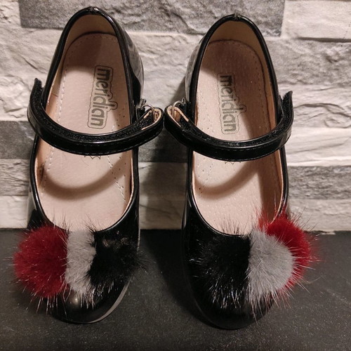 Children's anatomical patent leather ballerinas size 29 used, black