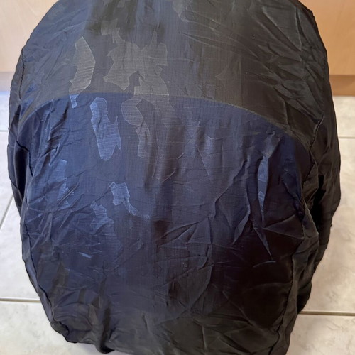 UDG Creator bag used with waterproof cover and large capacity