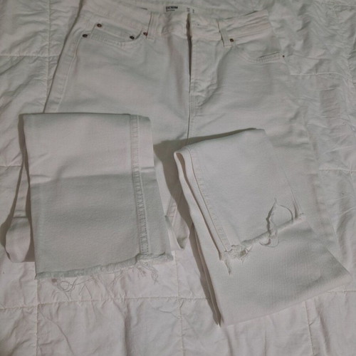Bershka white women's straight cropped jeans like new