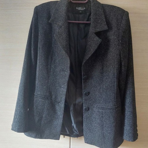 Vintage Kanellis women's wool suit like new, black gray