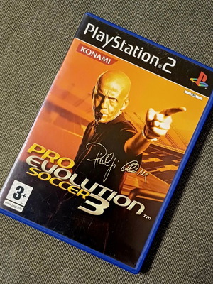 Pro Evolution Soccer 3 PS2 like new, English version