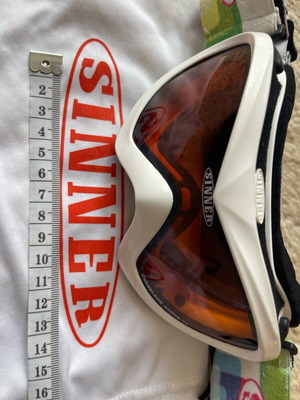 Sinner Chameleon ski goggles used with white frame and orange lenses