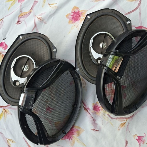 Kenwood car speakers 200W RMS like new