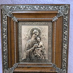 Silver icon like new 22x20