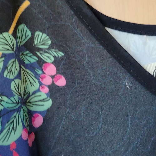 Karavan dress like new with colorful geisha print