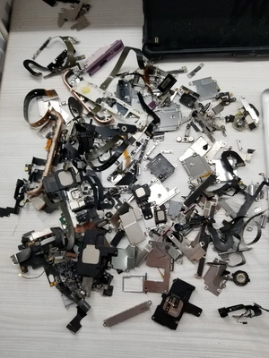 iPhone 4 - XS parts used