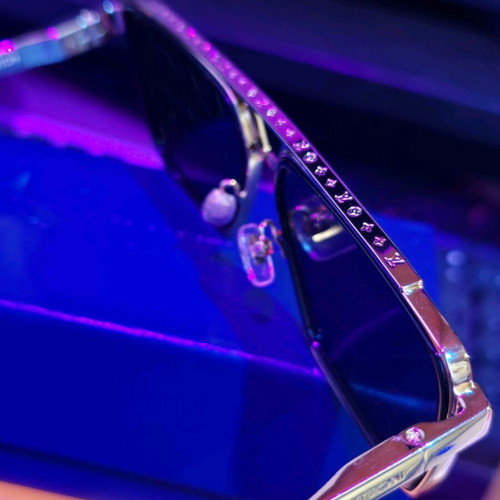 Louis Vuitton Evidence Gold Metal Sunglasses new