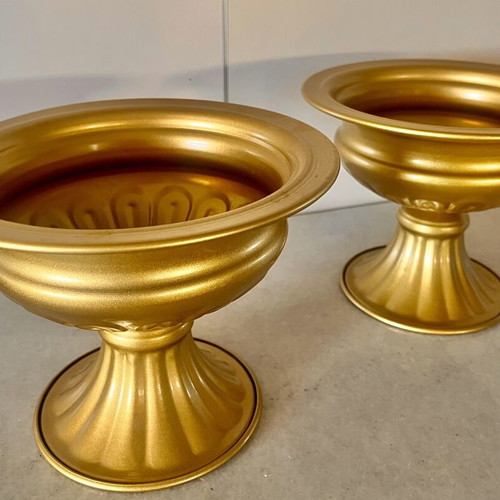 Vintage gold metal vases/caspo and flowerpots elegant pair 16cm