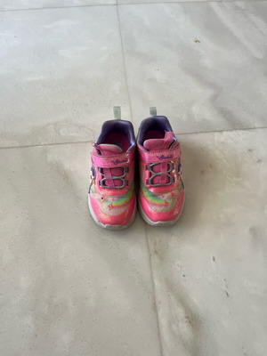 Skechers Unicorn Chaser παιδικά αθλητικά παπούτσια σε ροζ, μέγεθος 25