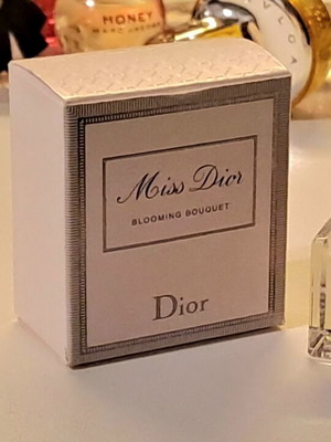 Christian Dior Blooming Bouquet μινιατούρα άρωμα καινούργιο