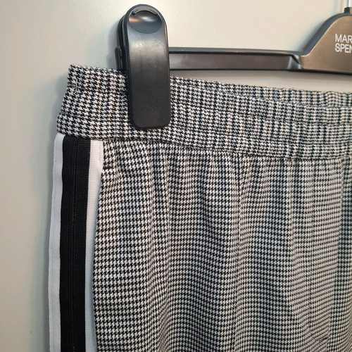 Marks & Spencer pants straight fit like new, black and white