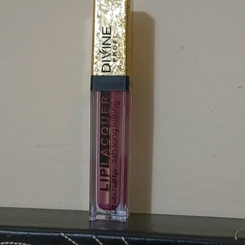 Lipstick new with safety seal