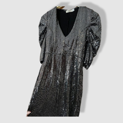 Mini dress formal like new, black and silver, size M