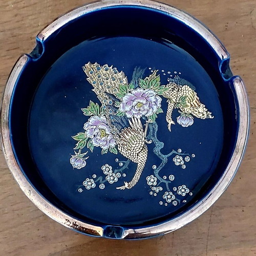 Vintage Japanese Kutani Porcelain Ashtray like new