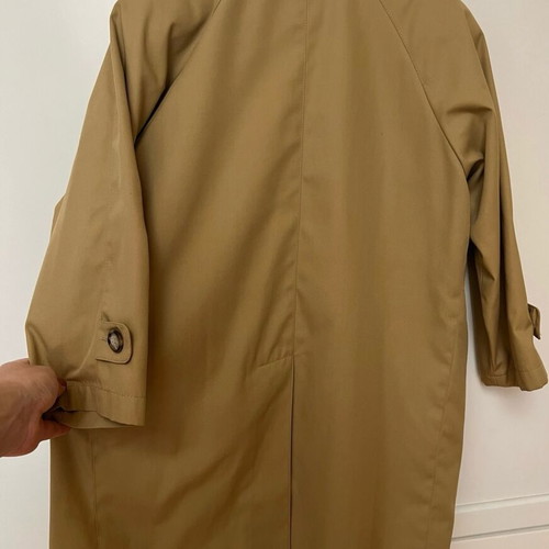 Children's trench coat like new, size 6 years, beige-camel