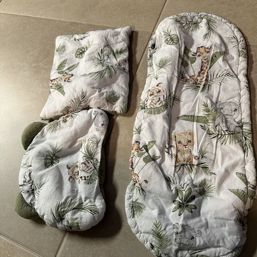Jukki baby nest set of 5 pieces with pillows, mattress and blanket