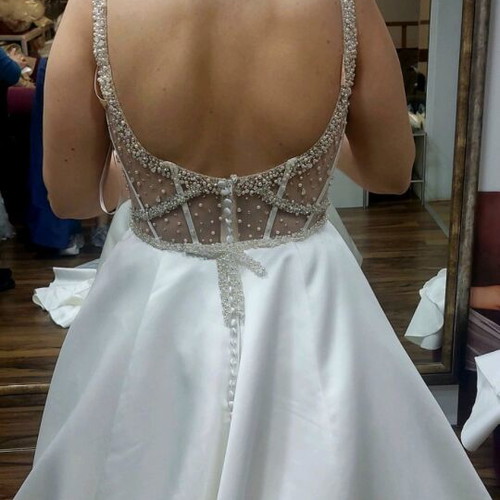 Justin Alexander Satin Wedding Dress like new, size M/L, A-line 44549