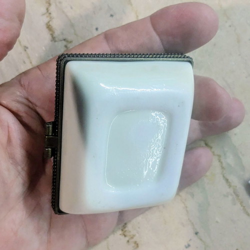Vintage minimalist ivory porcelain and brass jewelry box