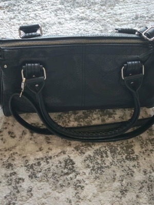 Black simple everyday bag used, not genuine leather