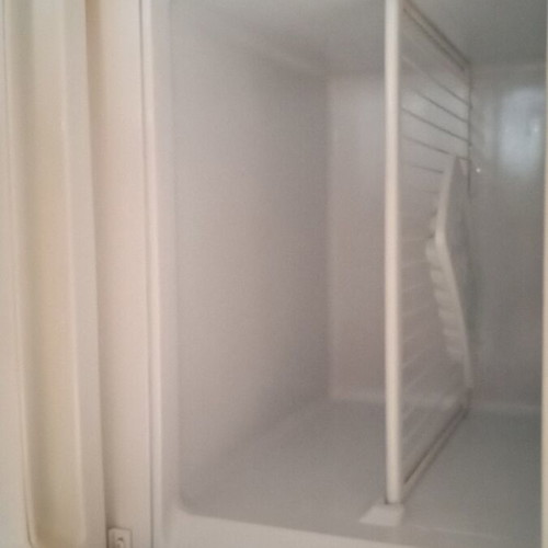 Ariston refrigerator freezer A class like new, energy efficient