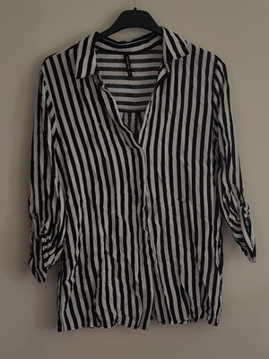 Striped black and white shirt Small Stradivarius without wear