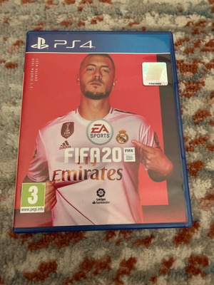 FIFA 20 PlayStation 4 like new with Spanish cover