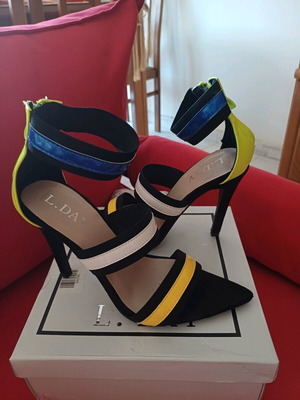 Women's sandals