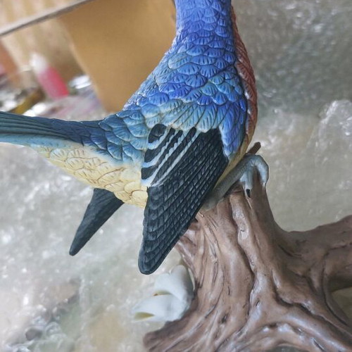 Lefton decorative bird blue bluebird new with wooden base