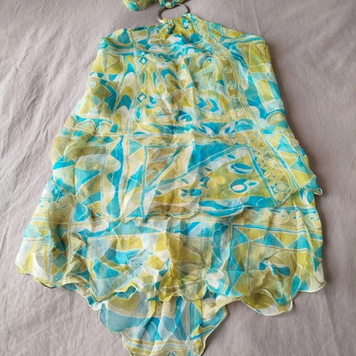 Halterneck top like new with asymmetric hem, colorful, size S