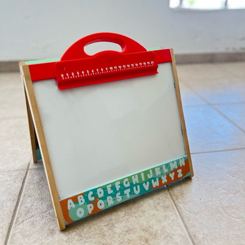 Hape Store and Go Easel Πίνακας μαγνητικός, μαρκαδόρου, μαυροπίνακας σαν καινούργιο