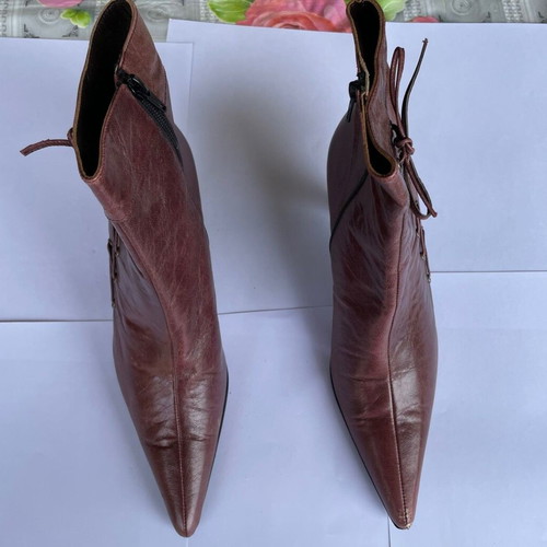 Women's ankle boots like new, size 39