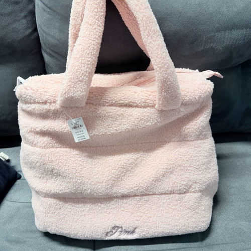 Pink by Victoria Secret shoulder bag new, pink sherpa