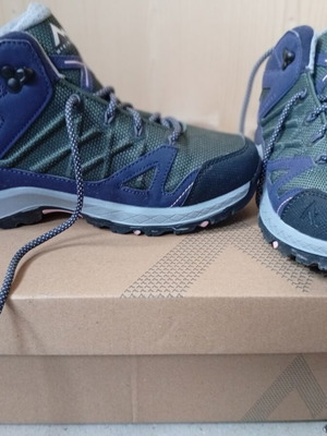 Mc Kinley hiking boots size 40 like new, women's