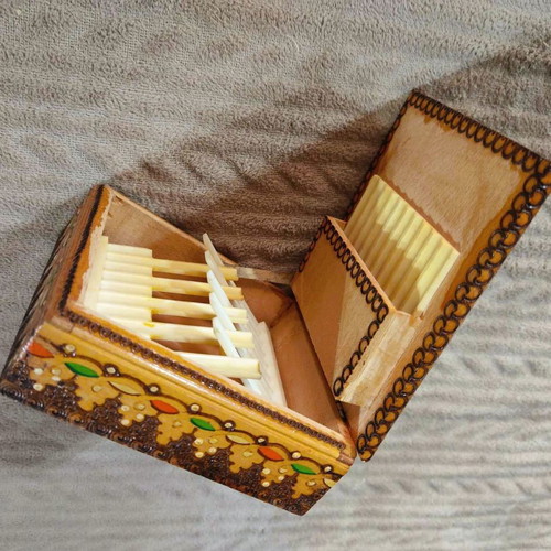 Wooden tobacco box vintage used from the 1970s with pyrography