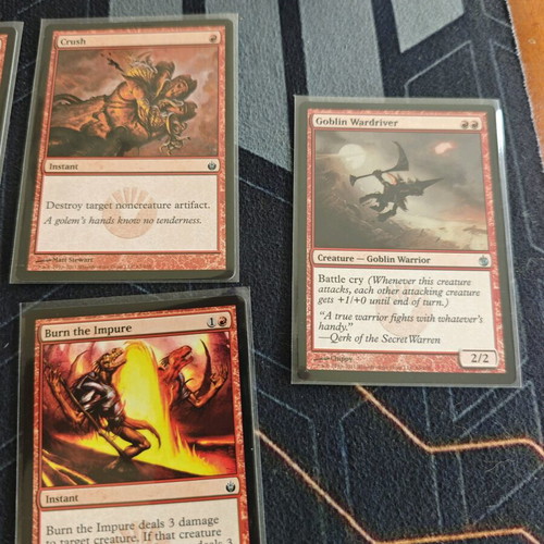 MTG Mirrodin Besieged 40 Cards Like New with Sleeves