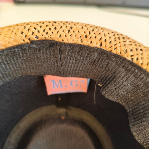 Unisex MG Hellas Brown Hat 21x15cm, like new