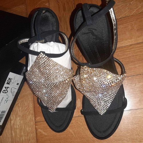 Vicini Giuseppe Zanotti Black Suede Women's Sandals with Strass New Size 36