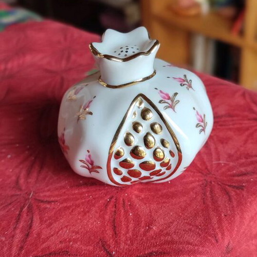 Porcelain pomegranate charm like new with gold leaf detail