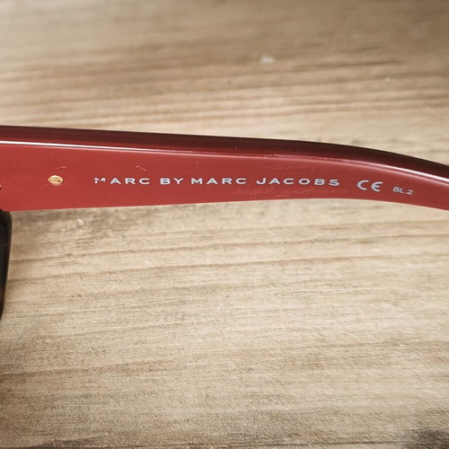 Marc by Marc Jacobs MMJ 406/S women's sunglasses used, brown and red