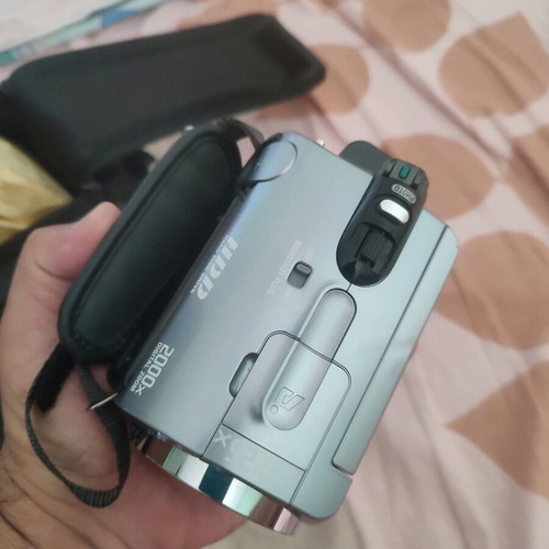 Video camera like new with 60 GB hard drive and Carl Zeiss lens