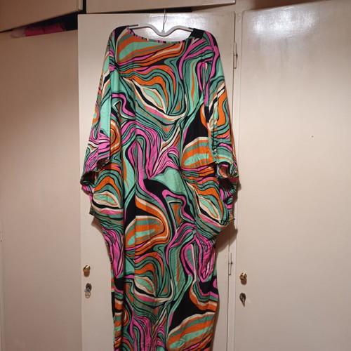 Caftan new, one size, multicolor, viscose, with buttons and pockets