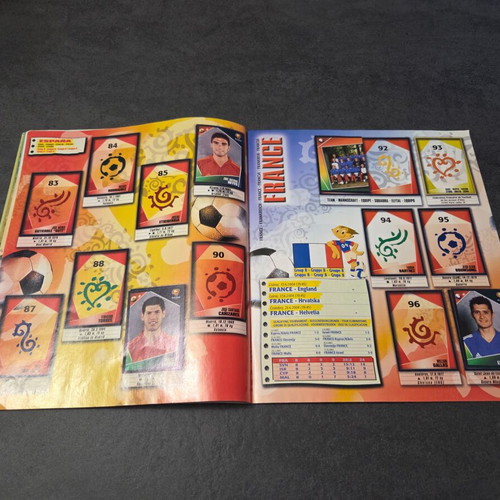 Euro 2004 Panini Sticker Album used, 90 of 334 stickers completed