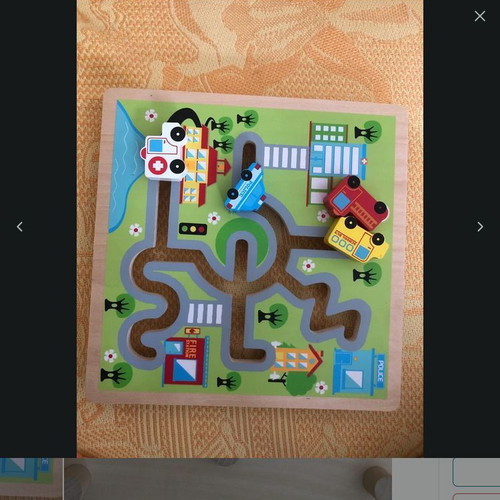 Small Foot Labyrinth Puzzle like new