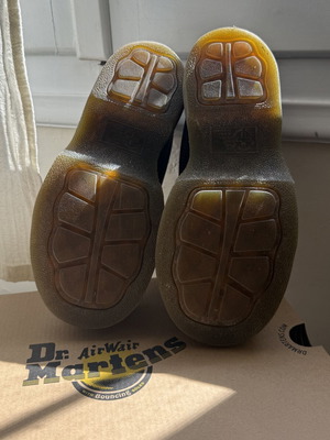 Dr. Martens Buzz brown leather boots UK 4