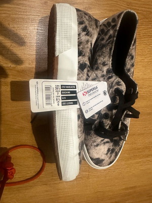 Superga αθλητικά λεοπαρ καινούργια μέγεθος 39.5