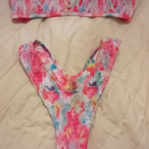 Multicolor bikini like new, size Medium, with padding