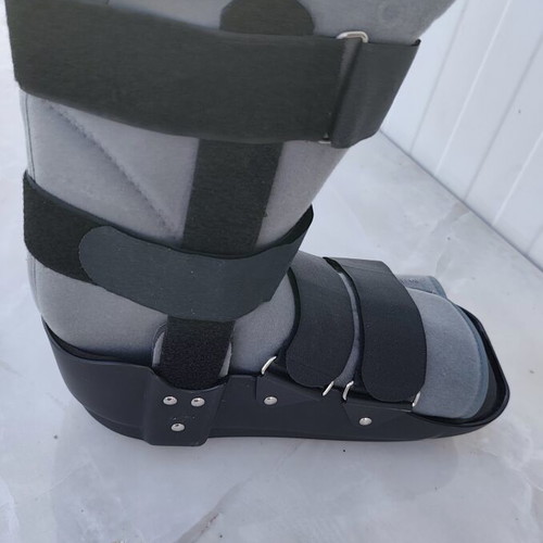 Oppo Ankle Brace Boot new with fixed angle XL
