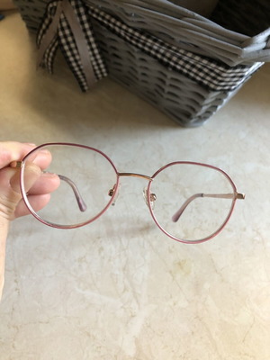 Guess eyeglasses for girls, like new