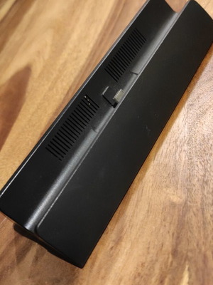 Switch dock third party used, broken